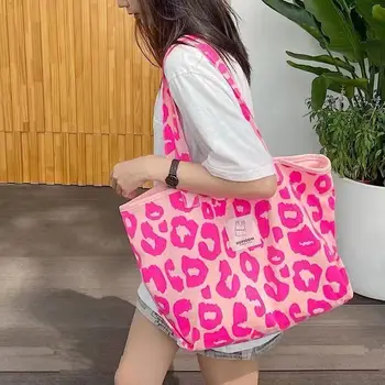 Розовая леопардовая сумка через плечо для женщин, повседневная сумка большой емкости, студенческая холщовая сумка 2023, Новая корейская сумка через плечо подмышками