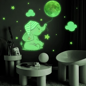 Светящиеся наклейки на стену с Луной и слоном, мультяшный флуоресцентный свет, наклейки на стены детской комнаты, Домашний декор, Декоративные наклейки для спальни